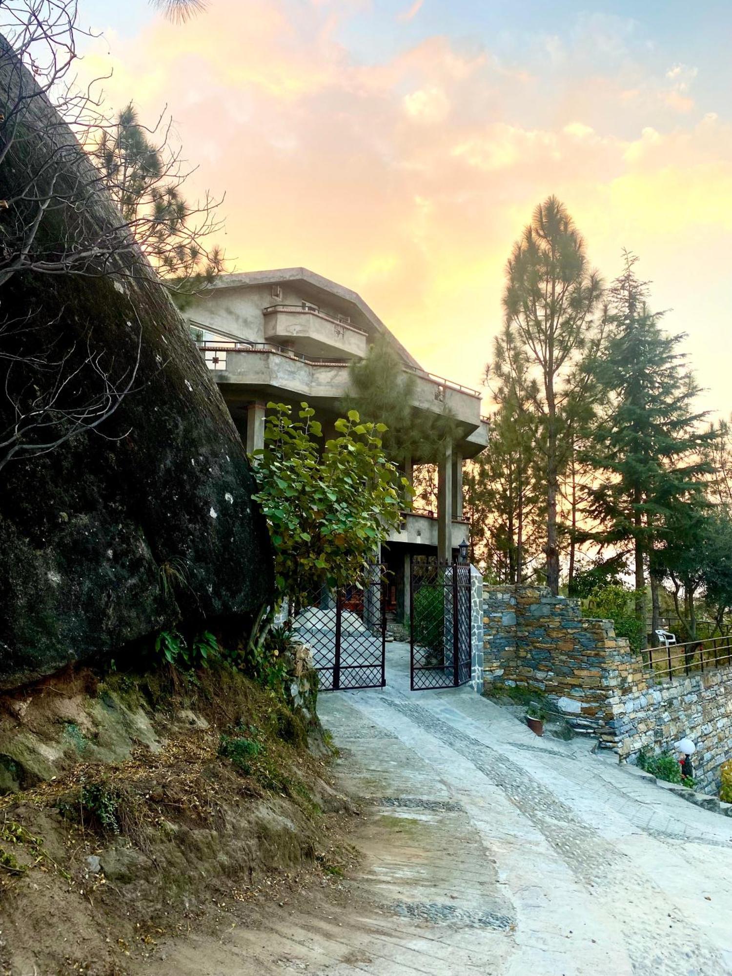 Rock City Resort Saidu Sharif Εξωτερικό φωτογραφία