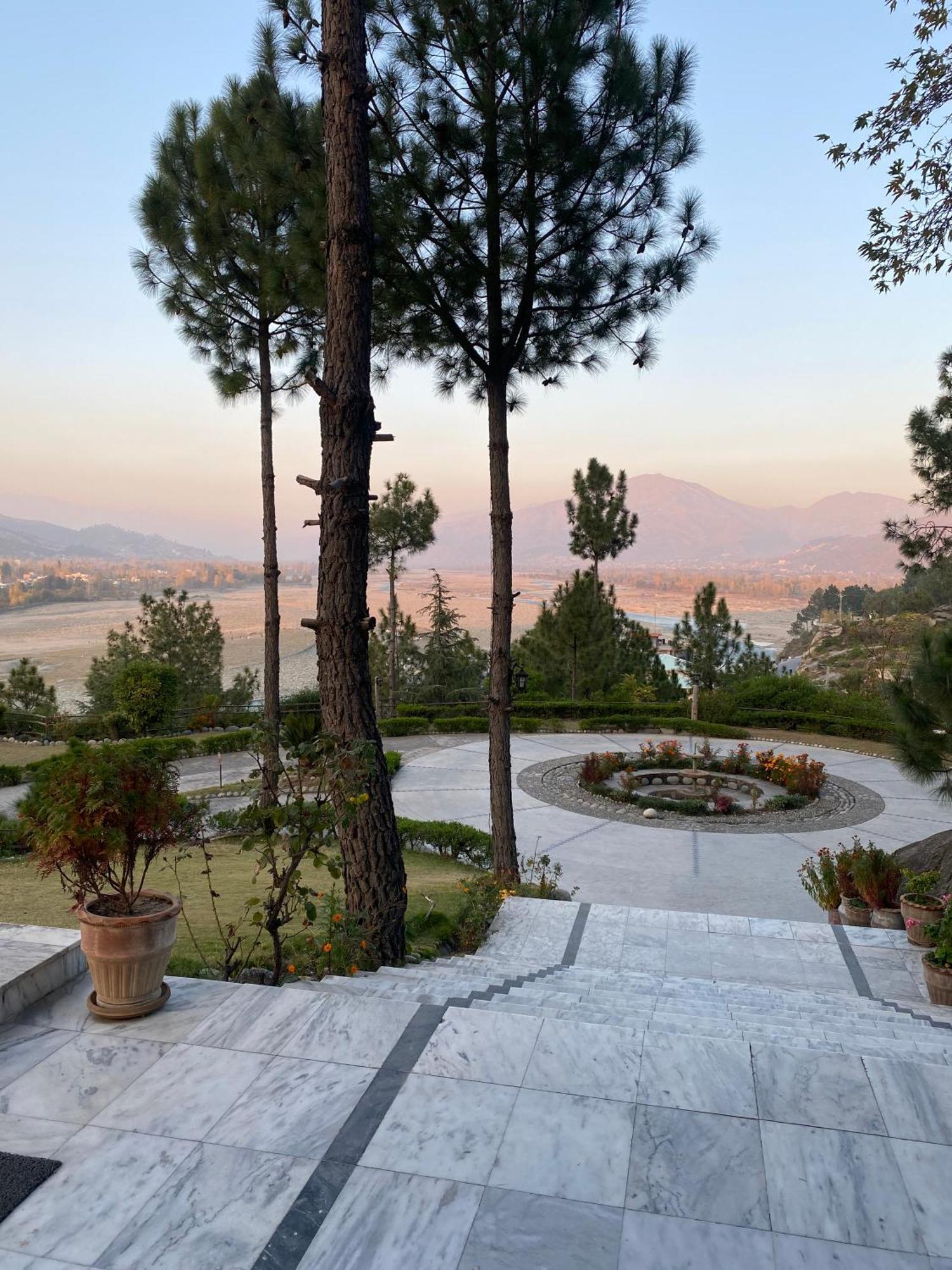 Rock City Resort Saidu Sharif Εξωτερικό φωτογραφία